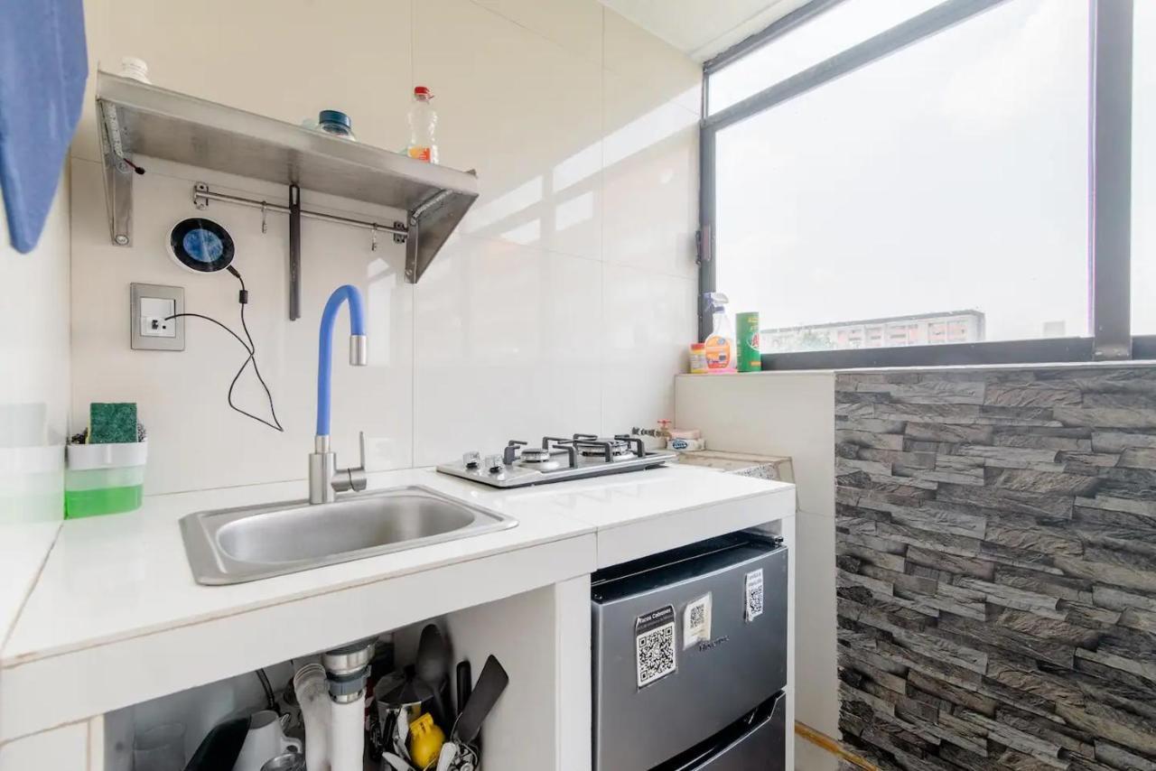 Equipada, Bano Independiente Y Cocina. Cerca Del Centro Historico Camping México DF